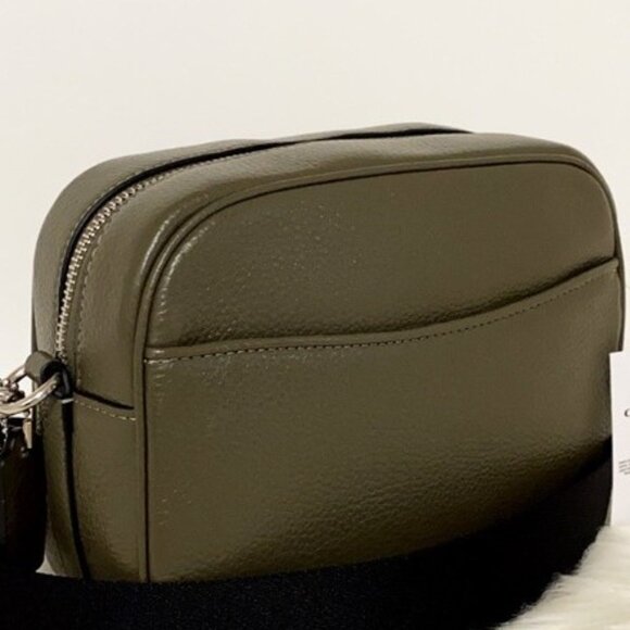 COACH DEMPSEY Leather Camera Bag with Patch Brand New - Picture 3 of 7